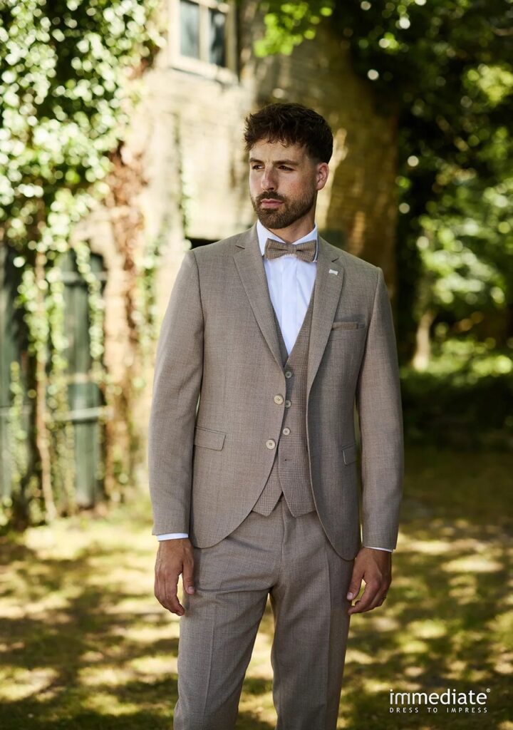 Der Anzug 25202 vom Hersteller immediate, im Hochzeitshaus Konstanz