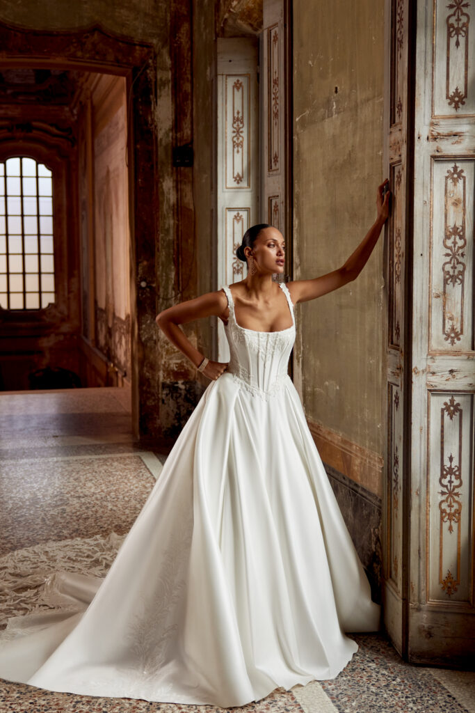 Das Brautkleid Keegan vom Hersteller Justin Alexander, im Hochzeitshaus Konstanz